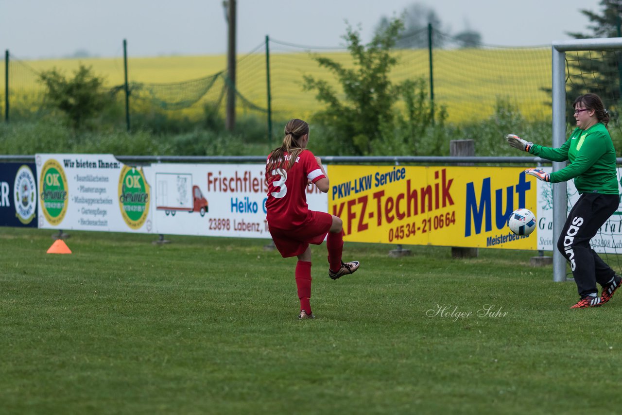 Bild 231 - wCJ SV Steinhorst/Labenz - VfL Oldesloe : Ergebnis: 18:0